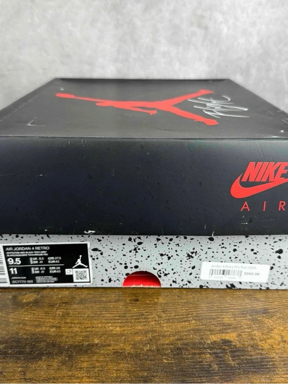 Air Jordan 4 Retro OG Fire Red 2020 Size 9.5 DC7770-160 Men’s Sneakers Rare MJ